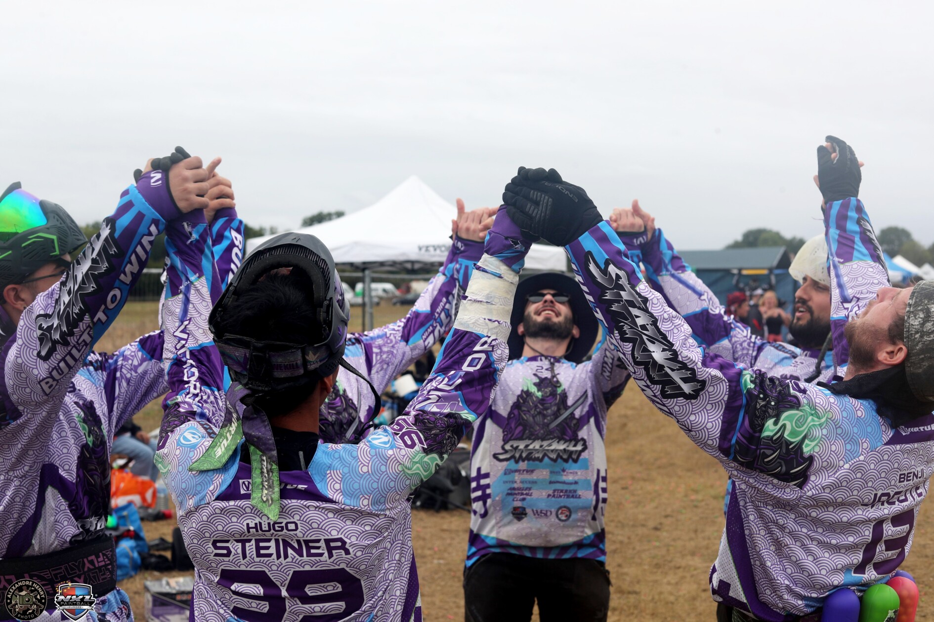 Compétition de paintball avec équipe du club