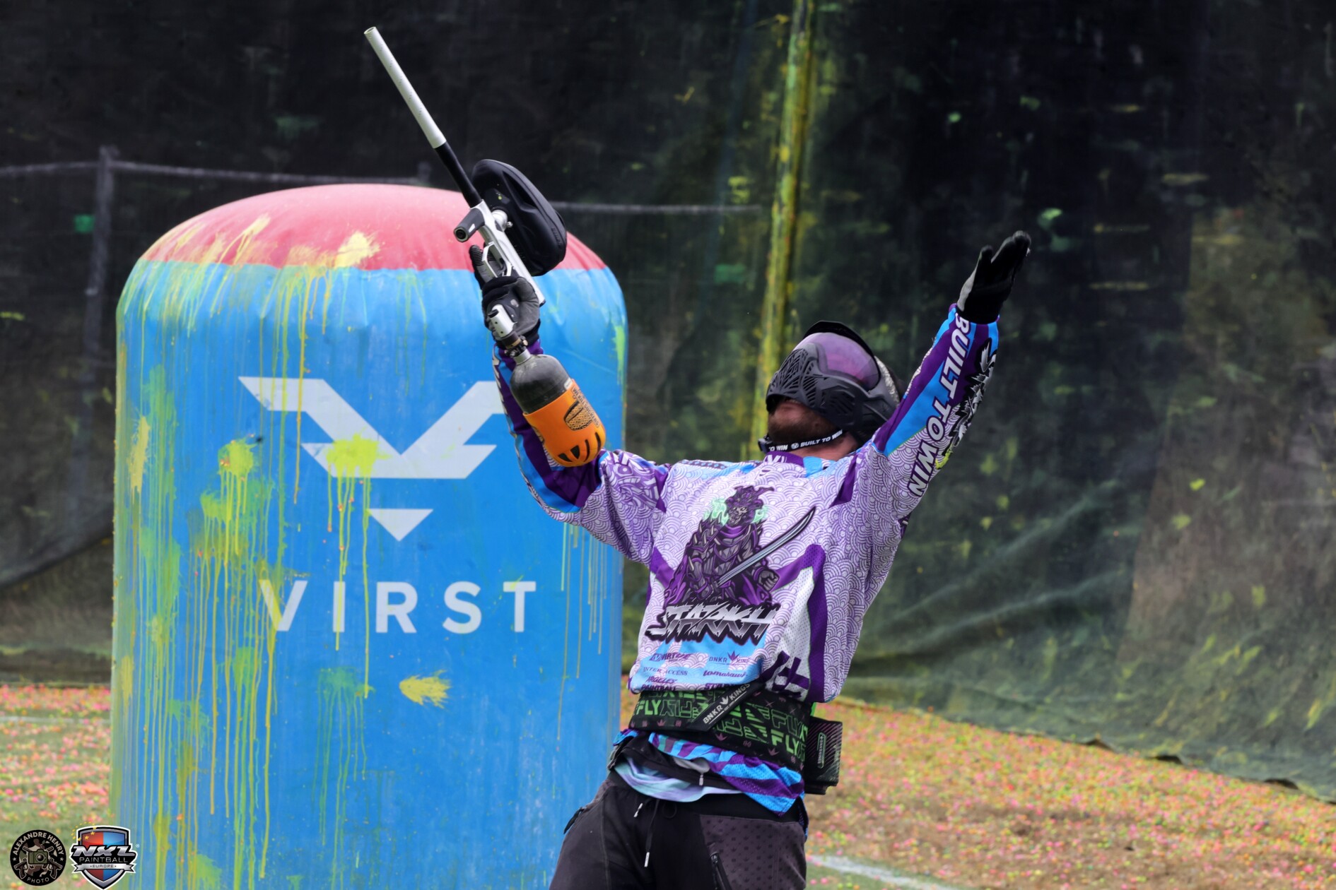 Joueur de paintball en action près de Perpignan